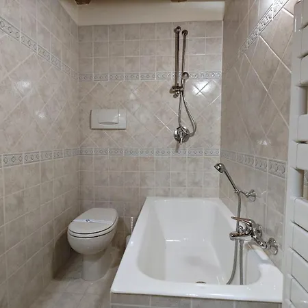 Hostdomus - Flower Loft * Cesana Torinese