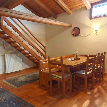 Apartment Hostdomus - Flower Loft