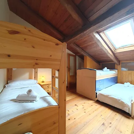 Apartment Hostdomus - Flower Loft